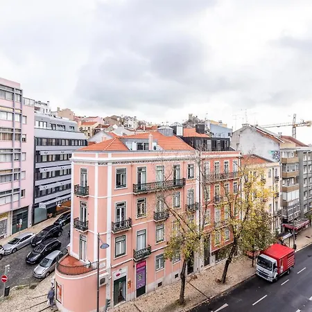 A Comfy Apt In Heart Of Lisbon, Marques Pombal 公寓